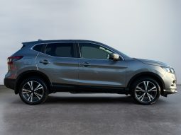 
										Qashqai 1.3 AT N-Connect full									