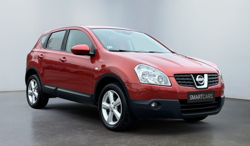 
								Nissan Qashqai AWD 2.0i AT Tekna full									