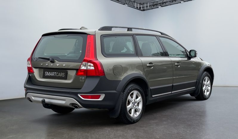 
								Volvo xc70 2.4d at D5 Awd 158kw full									