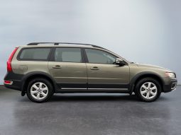 
										Volvo xc70 2.4d at D5 Awd 158kw full									