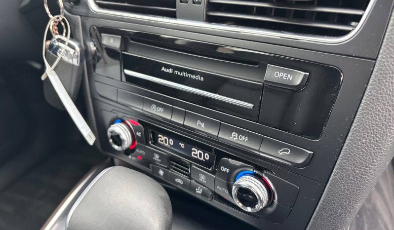 
								Audi Q5 S-line 2.0 TFSI Quattro full									