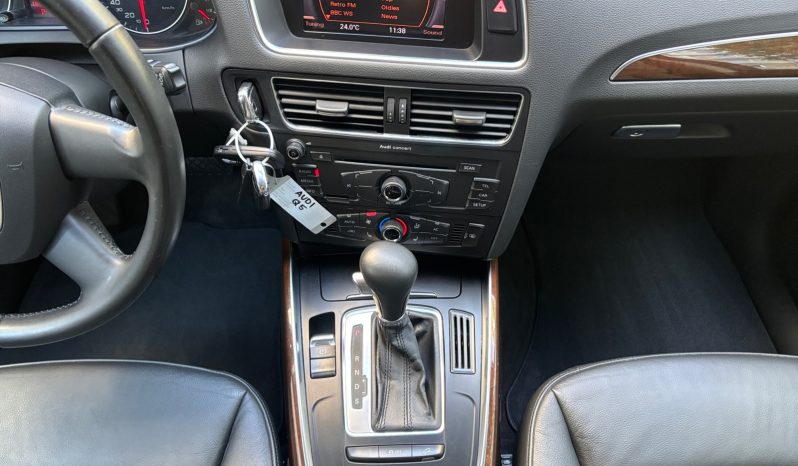 
								Audi Q5 2.0 TFSI Quattro 2011 full									
