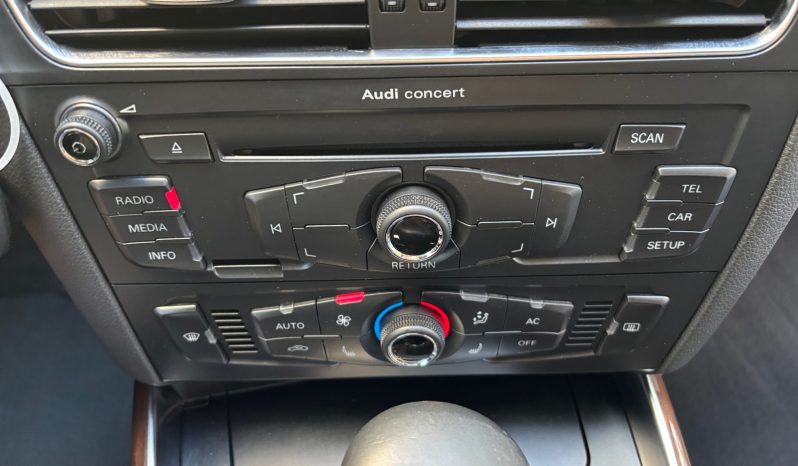 
								Audi Q5 2.0 TFSI Quattro 2011 full									
