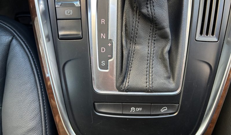 
								Audi Q5 2.0 TFSI Quattro 2011 full									