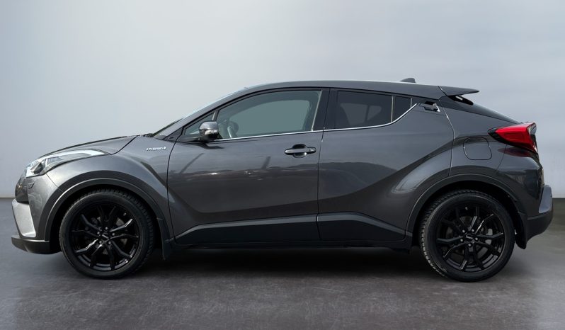 
								Toyota CH-R Hybrid 2019 full									