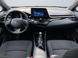 
										Toyota CH-R Hybrid 2019 full									