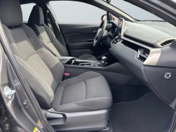 
										Toyota CH-R Hybrid 2019 full									