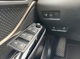 
										Toyota CH-R Hybrid 2019 full									