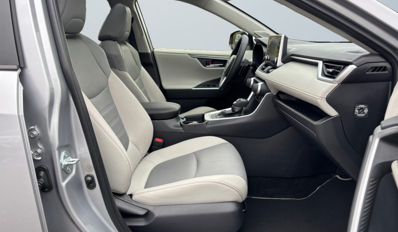 
								Toyota RAV4 Premium 2.5 Hybrid AWD full									