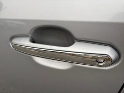 
										Toyota RAV4 Premium 2.5 Hybrid AWD full									