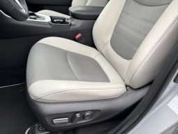 
										Toyota RAV4 Premium 2.5 Hybrid AWD full									