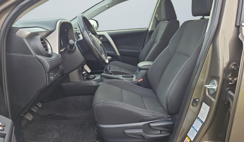 
								Toyota RAV4 2.0 MT 4×4 full									