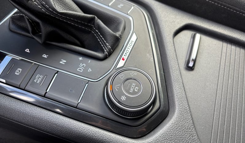 
								VW Tiguan 2.0 TFSI Rline full									