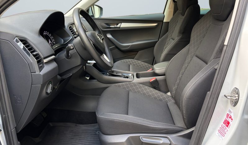 
								Skoda Karoq 1.6D AT full									