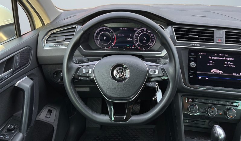 
								VW Tiguan 2.0 TDI Rline 12.2018. full									