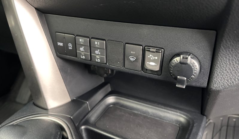 
								Toyota RAV4 2.0 MT 4×4 2016.12 full									