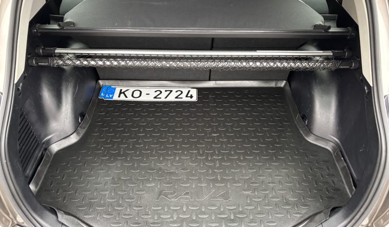 
								Toyota RAV4 2.0 MT 4×4 2016.12 full									