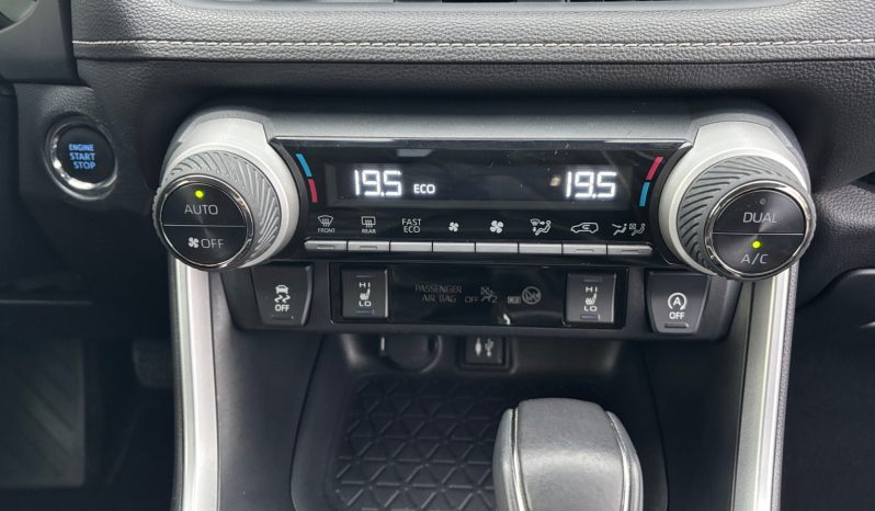 
								Toyota RAV4 2.0 AT 2019 full									