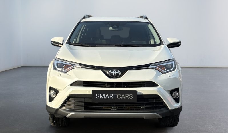 
								Toyota RAV4 Luxury 2.0 b/g AT AWD 2017 full									
