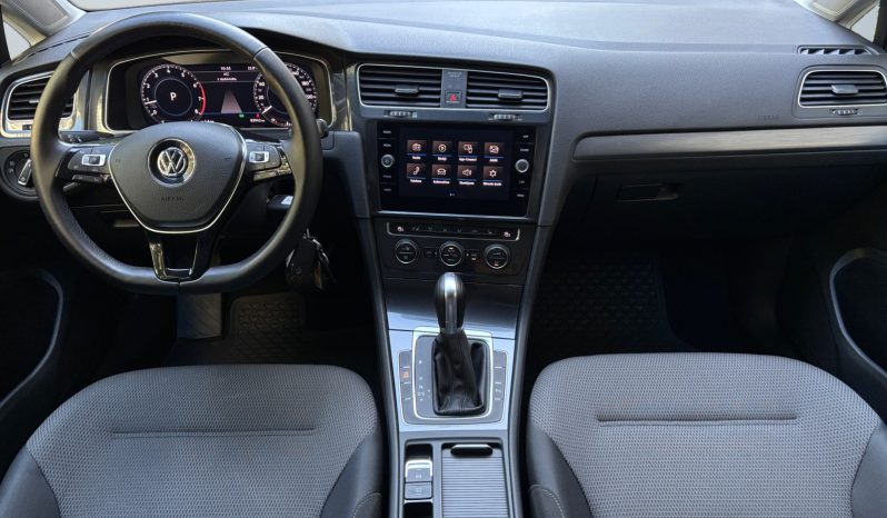 
								VW Golf 7 1.4 AT full									