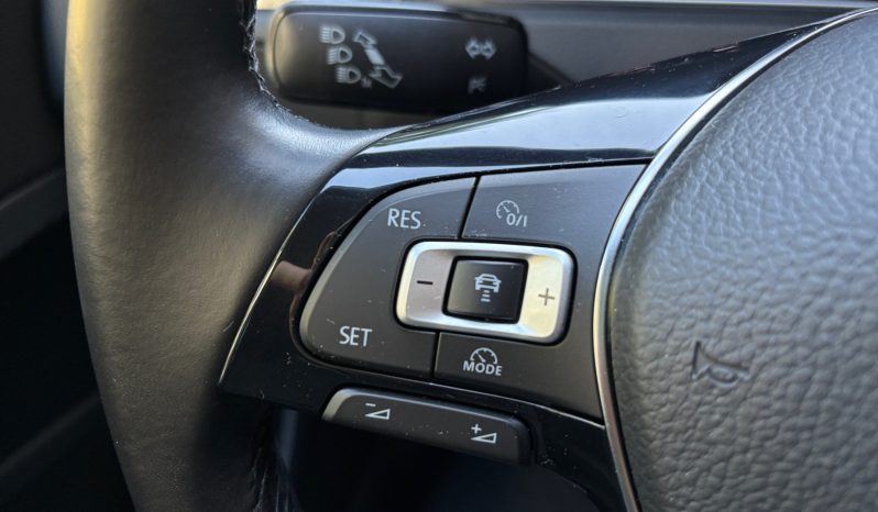 
								VW Golf 7 1.4 AT full									