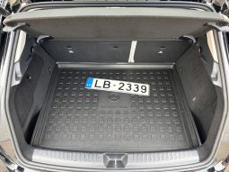 
										Mercedes-Benz GLA180 2017 full									