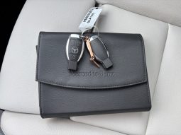 
										Mercedes-Benz GLA180 2017 full									