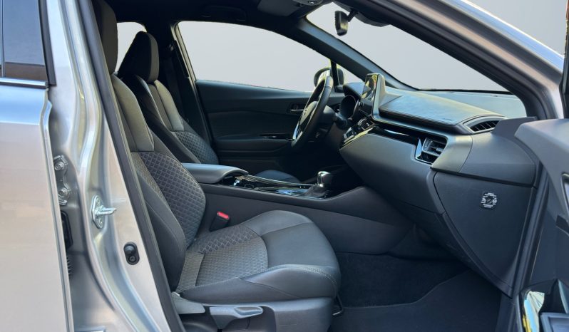 
								Toyota C-Hr 1.8 hybrid Style Plus BSM 2023 full									
