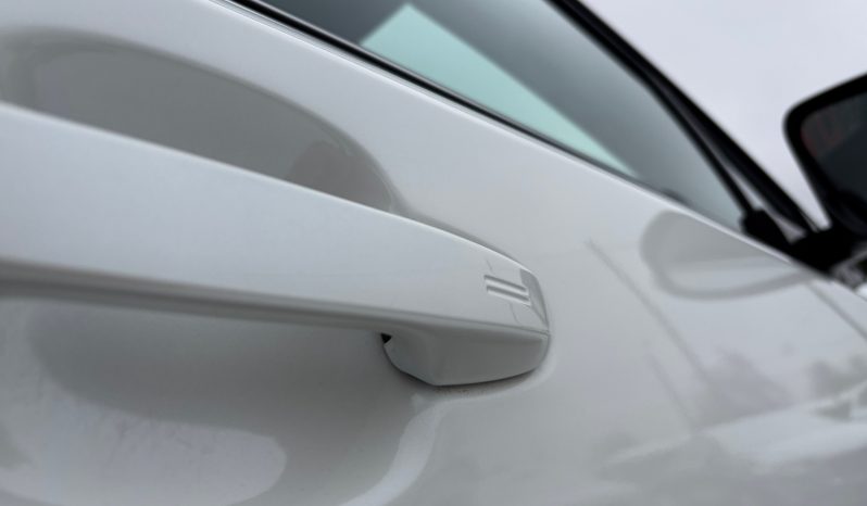 
								Toyota C-HR 1.8 Hybrid AT Style 2017 full									