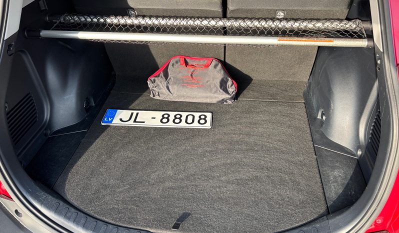 
								Toyota RAV4 2.0 AT 4×4 2014 full									