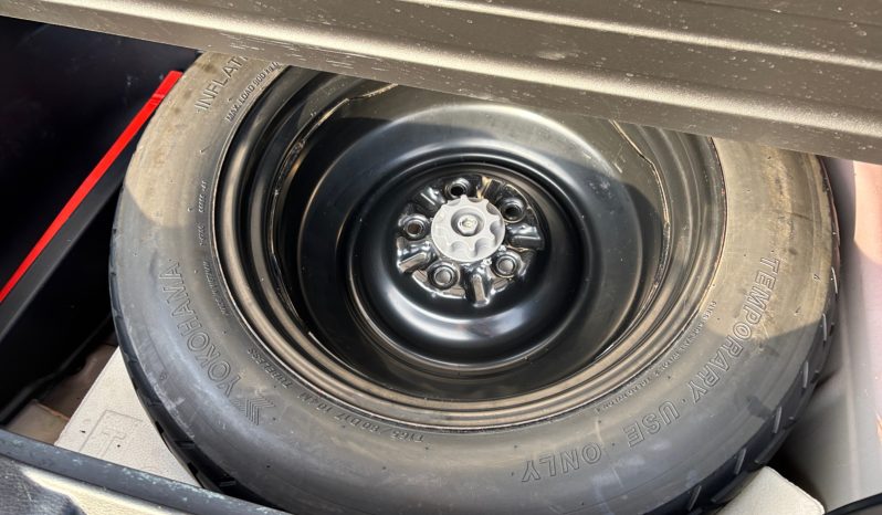 
								Toyota RAV4 2.0 AT 4×4 2014 full									