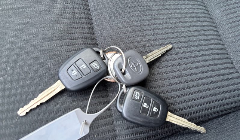 
								Toyota RAV4 2.0 AT 4×4 2014 full									