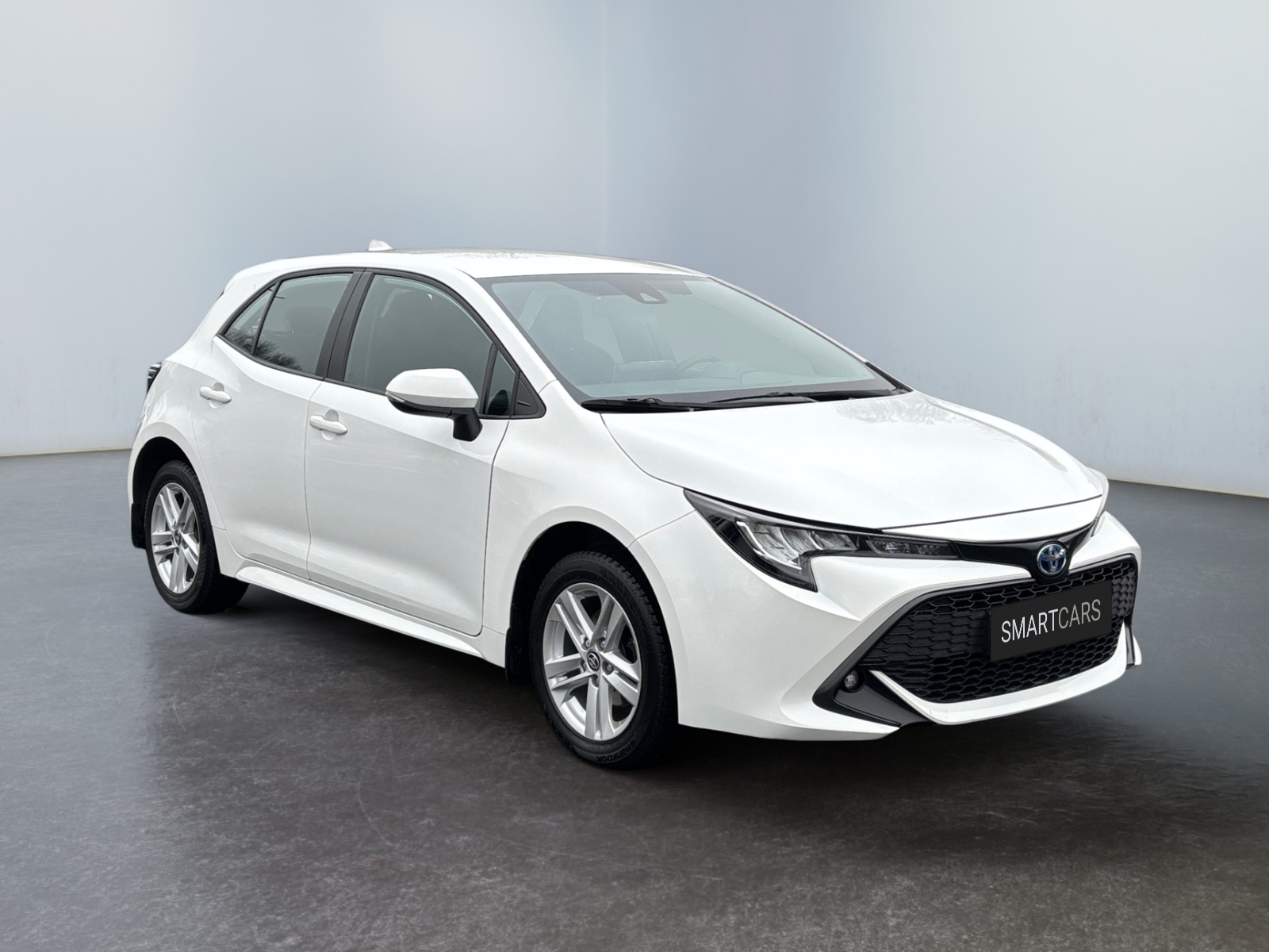 SB1K93BE90E340067_06_front-right