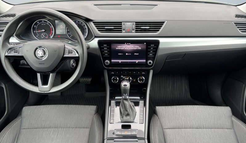 
								Skoda Superb 1.5 AT full									
