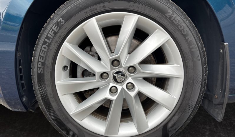 
								Skoda Superb 1.5 AT full									