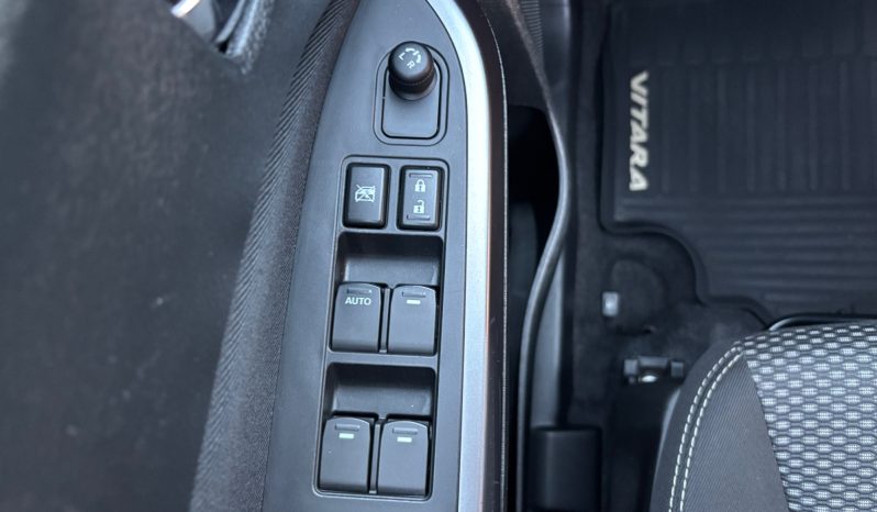 
								Suzuki Vitara 1.4i AT 2020.10. full									