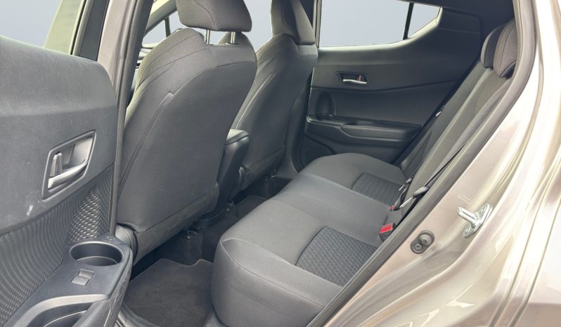 
								Toyota C-HR 1.2T MT full									