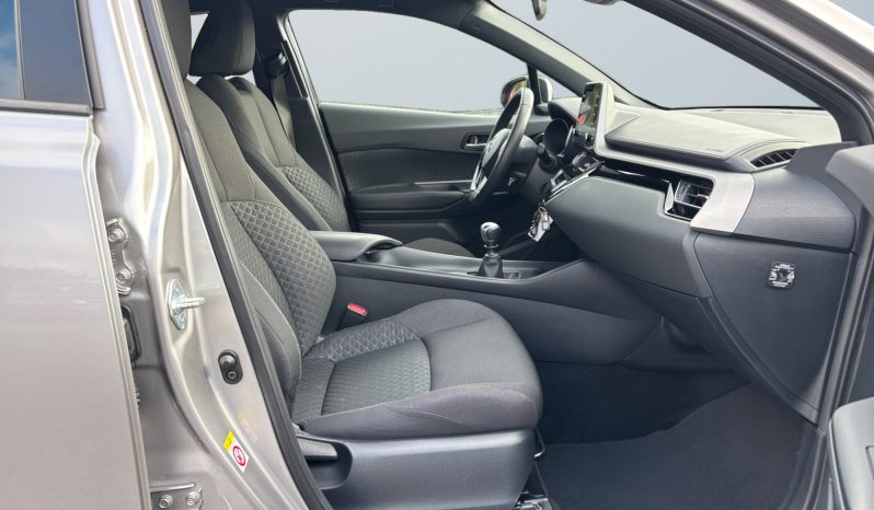 
								Toyota C-HR 1.2T MT full									