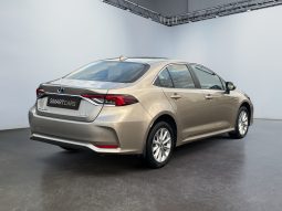 
										Toyota Corolla 1.8 hybrid AT full									