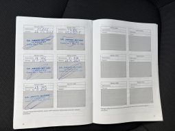 
										Toyota Corolla 1.8 hybrid AT full									