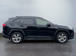 
										Rav4 Hybrid 2.5 Luxury Plus ar pusādas un Alcantara salonu 2021.g. full									