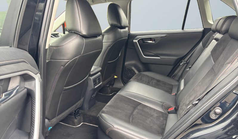 
								Rav4 Hybrid 2.5 Luxury Plus ar pusādas un Alcantara salonu 2021.g. full									