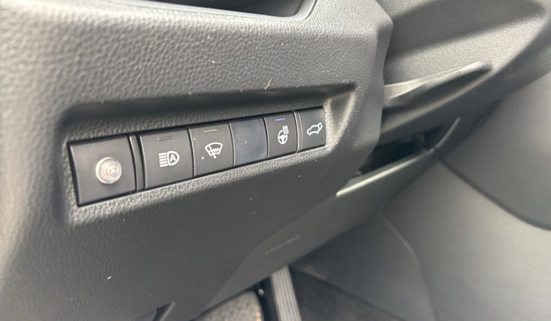 
								Rav4 Hybrid 2.5 Luxury Plus ar pusādas un Alcantara salonu 2021.g. full									
