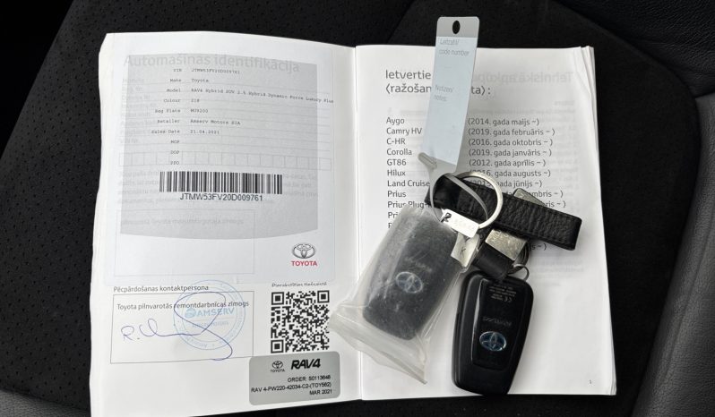 
								Rav4 Hybrid 2.5 Luxury Plus ar pusādas un Alcantara salonu 2021.g. full									