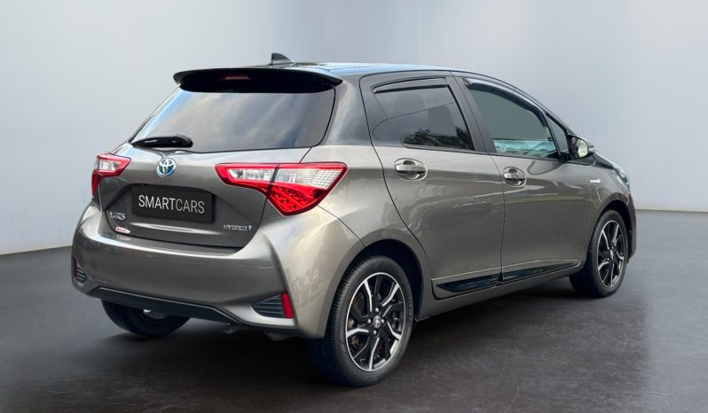 
								Toyota Yaris 1.5 hybrid AT. full									