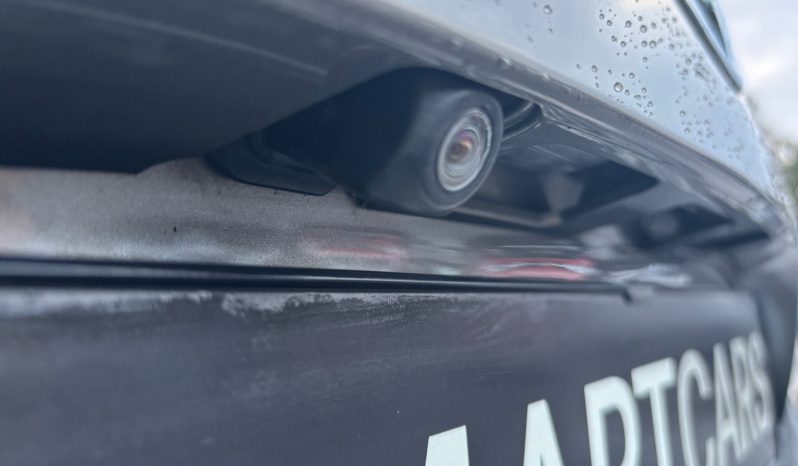 
								Toyota Yaris 1.5 hybrid AT. full									