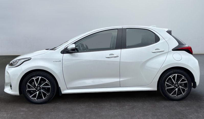 
								Toyota Yaris hybrid Active Plus 2021 full									