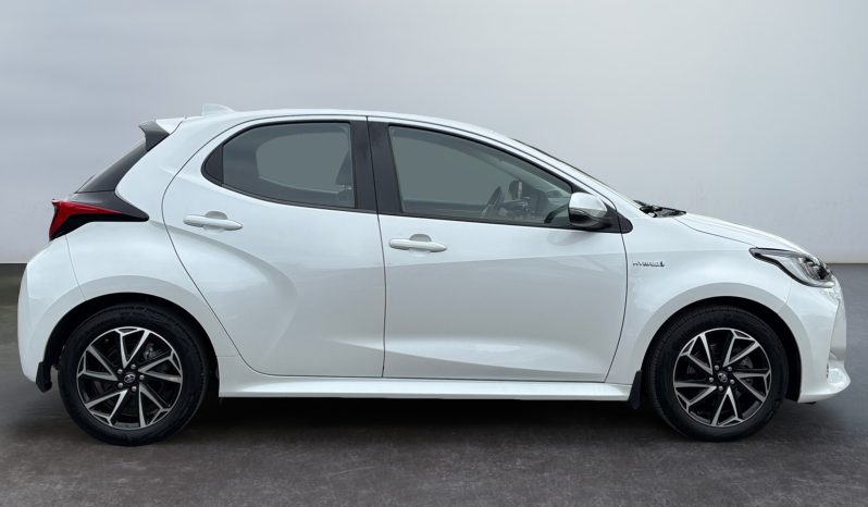 
								Toyota Yaris hybrid Active Plus 2021 full									