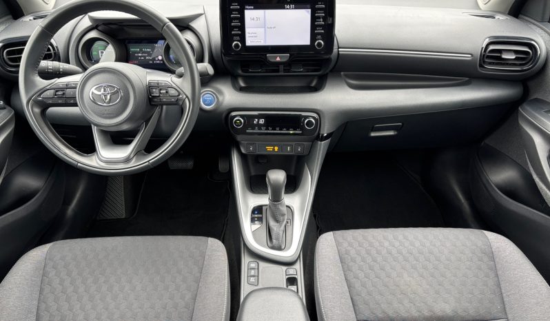 
								Toyota Yaris hybrid Active Plus 2021 full									