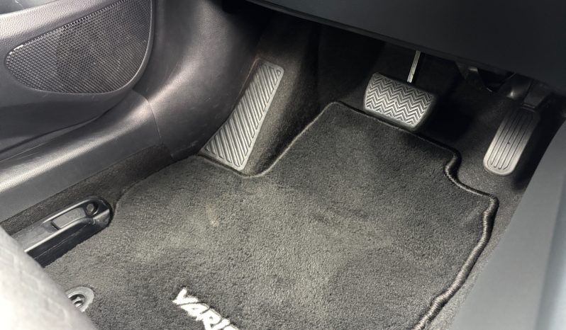 
								Toyota Yaris hybrid Active Plus 2021 full									
